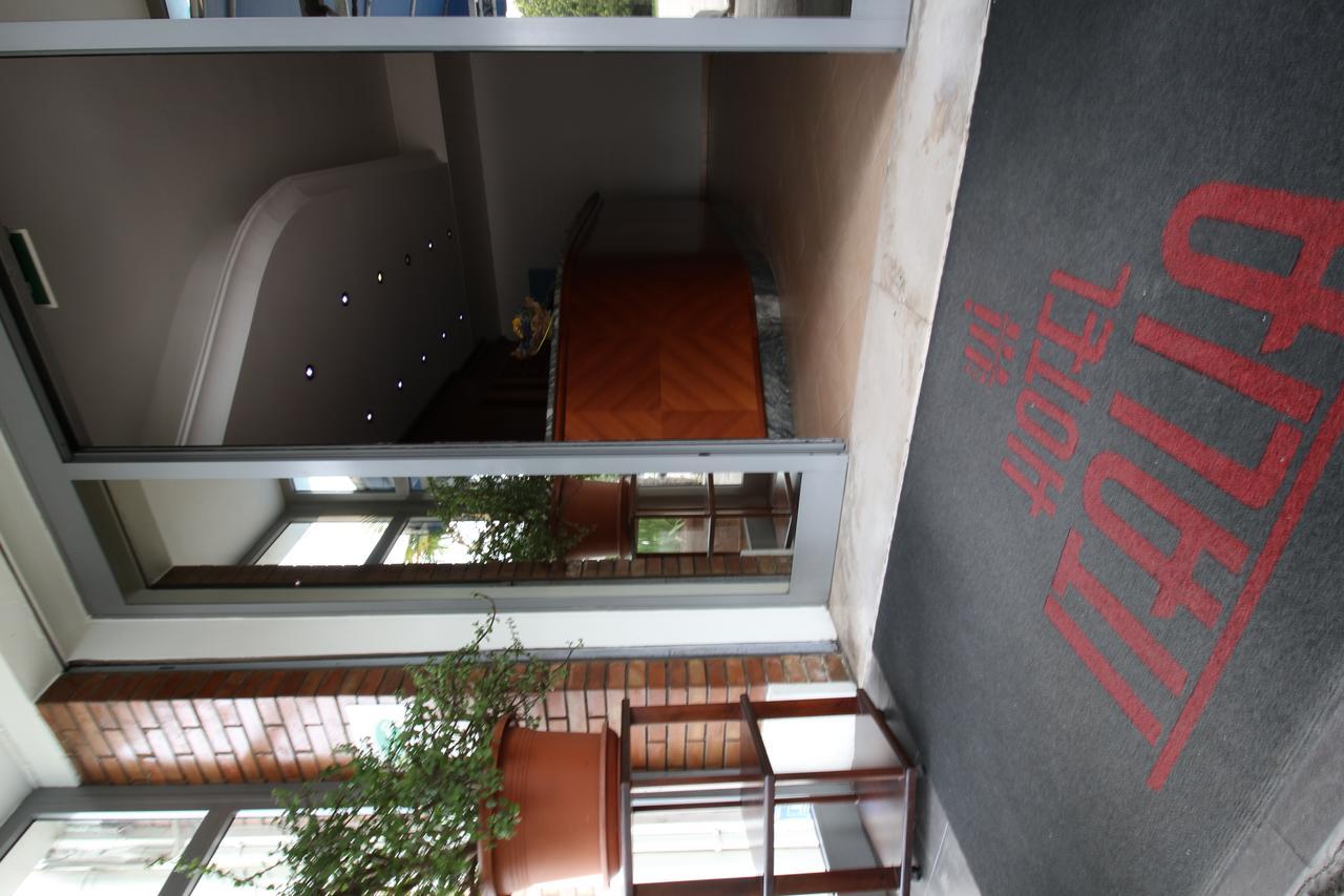 Hotel Italia אוקיובלו מראה חיצוני תמונה